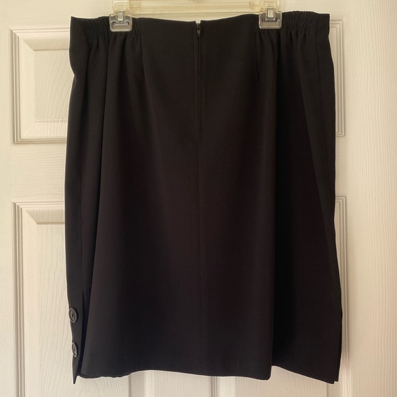 Nicholas Jason Black Lined Skirt - Picture 5 of 6